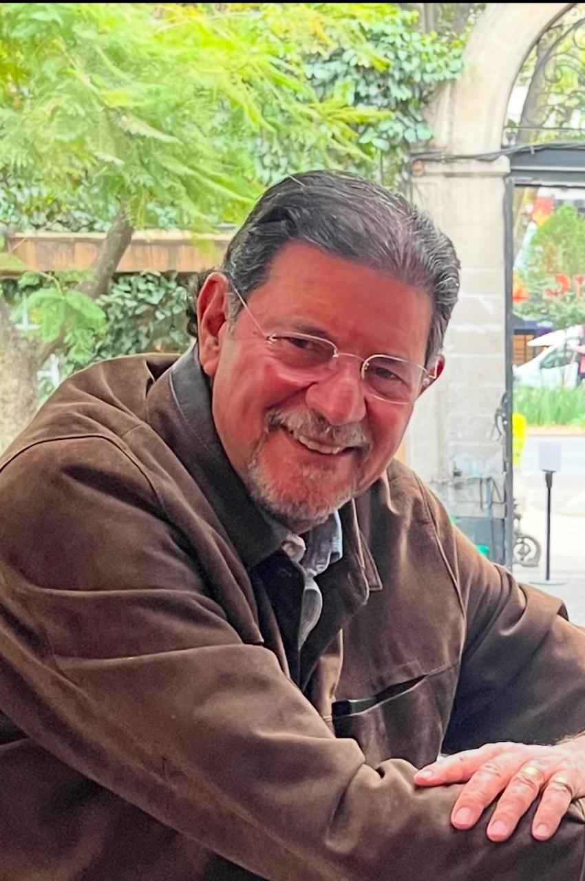 Ernesto Carlos Meana Sariñana Abogado experto en temas inmobiliarios.