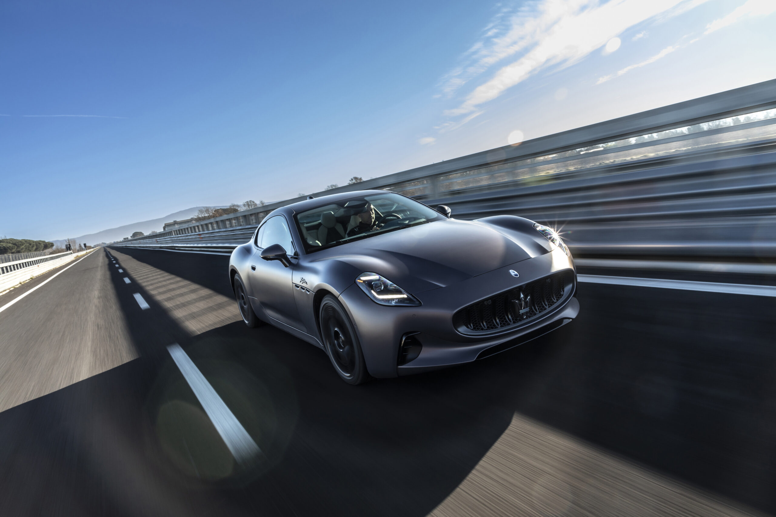 Original-21167-MaseratiGranTurismoFolgoreCopperGlance1