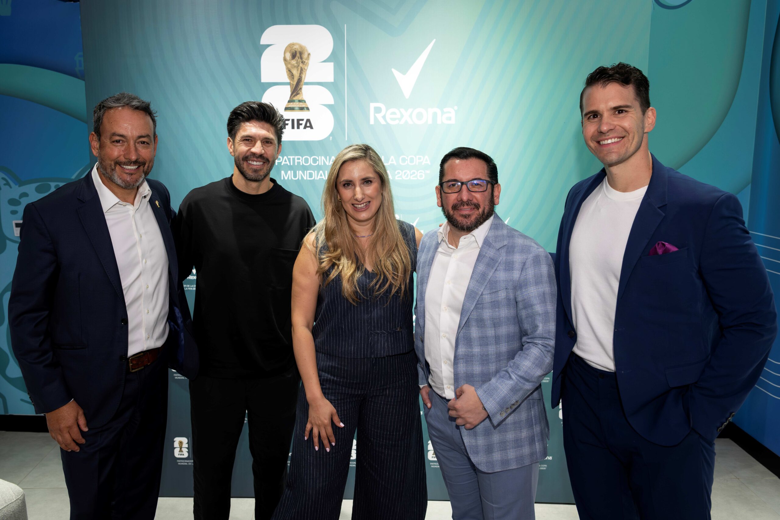 Jurgen Mainka, Oribe Peralta, Thalía Reyes, Ernesto Viramontes y Sergio Dipp