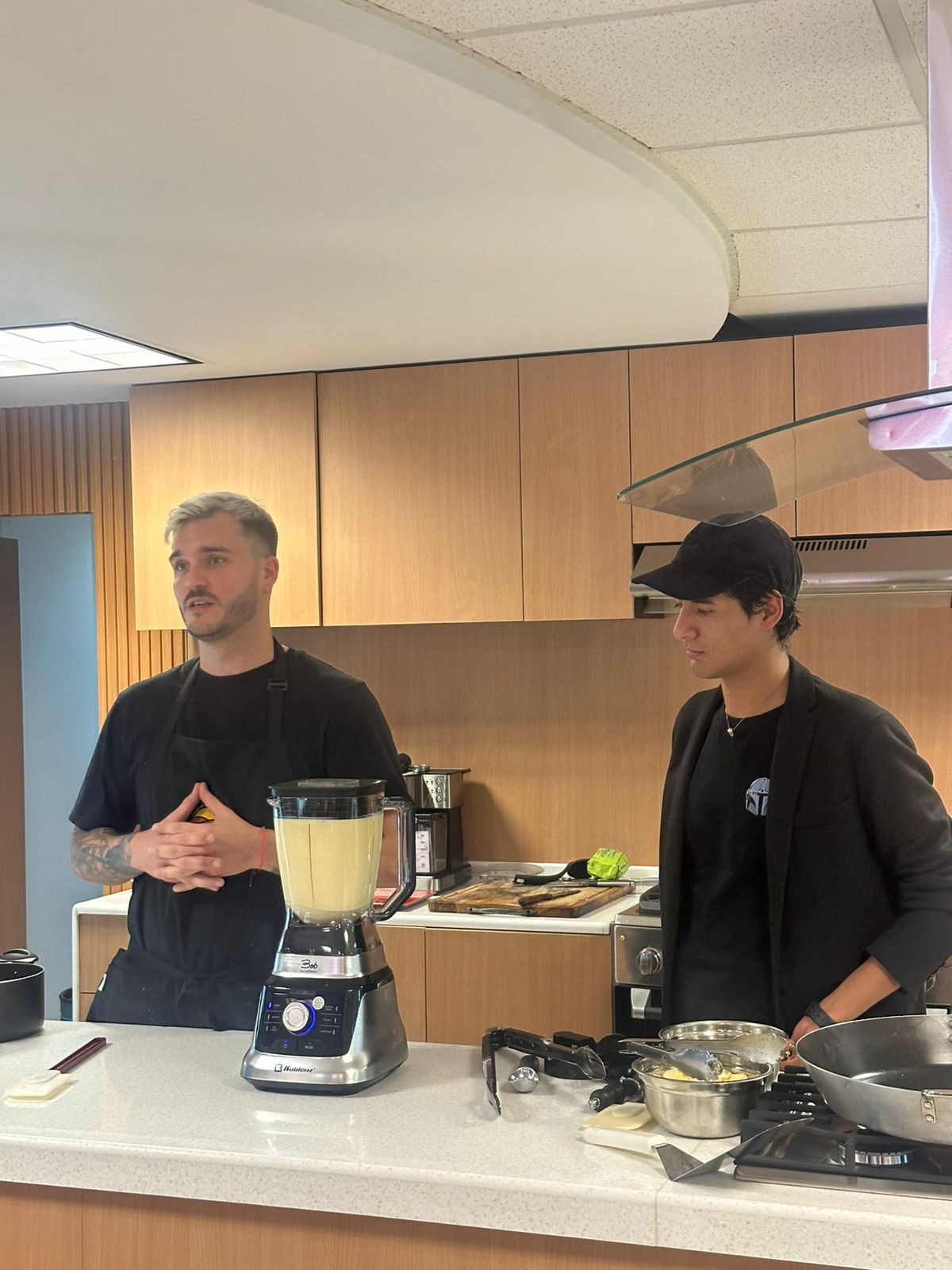 TIENDA CASA KOBLENZWhatsApp Image 2025-11-13 at 10.03.28 (1)